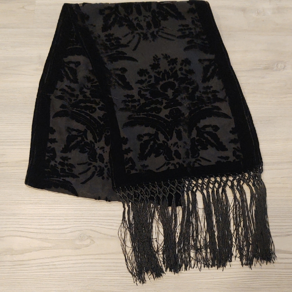 Valerie Stevens Chic Black Velvet Fringed Scarf
